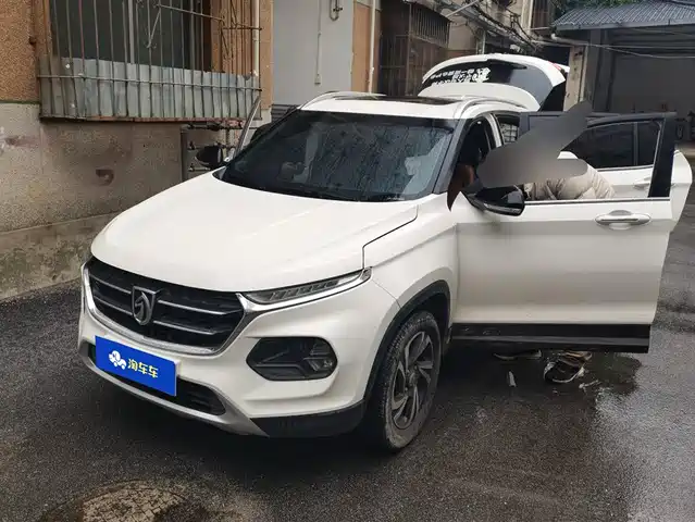 BAOJUN 510 2017