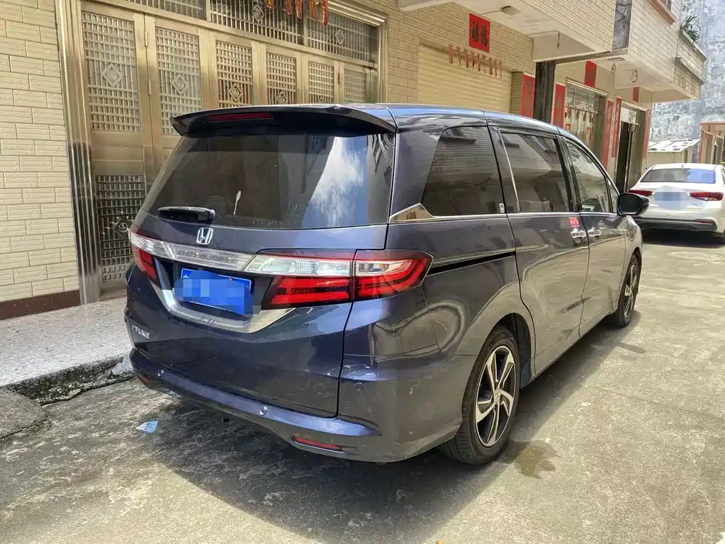 Honda Odyssey 2015 2.4L Luxury