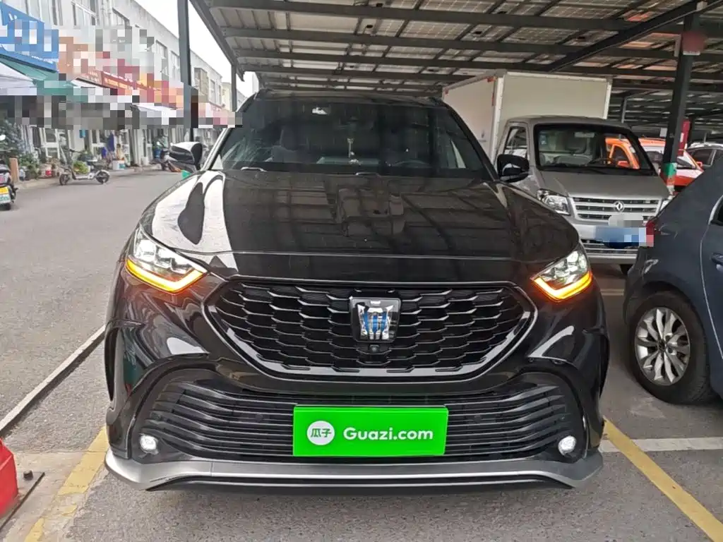 Toyota Crown Kluger — миниатюра 3