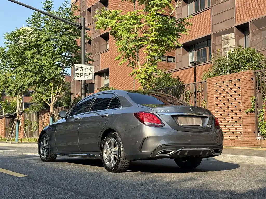 Mercedes-Benz C-Class — миниатюра 17