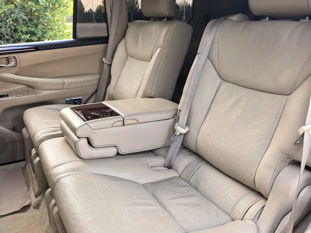 Lexus LX — миниатюра 14