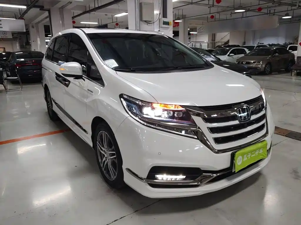 Honda Elysion — миниатюра 4