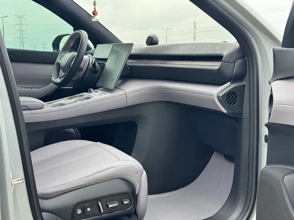 NIO EC6 2024 75kWh