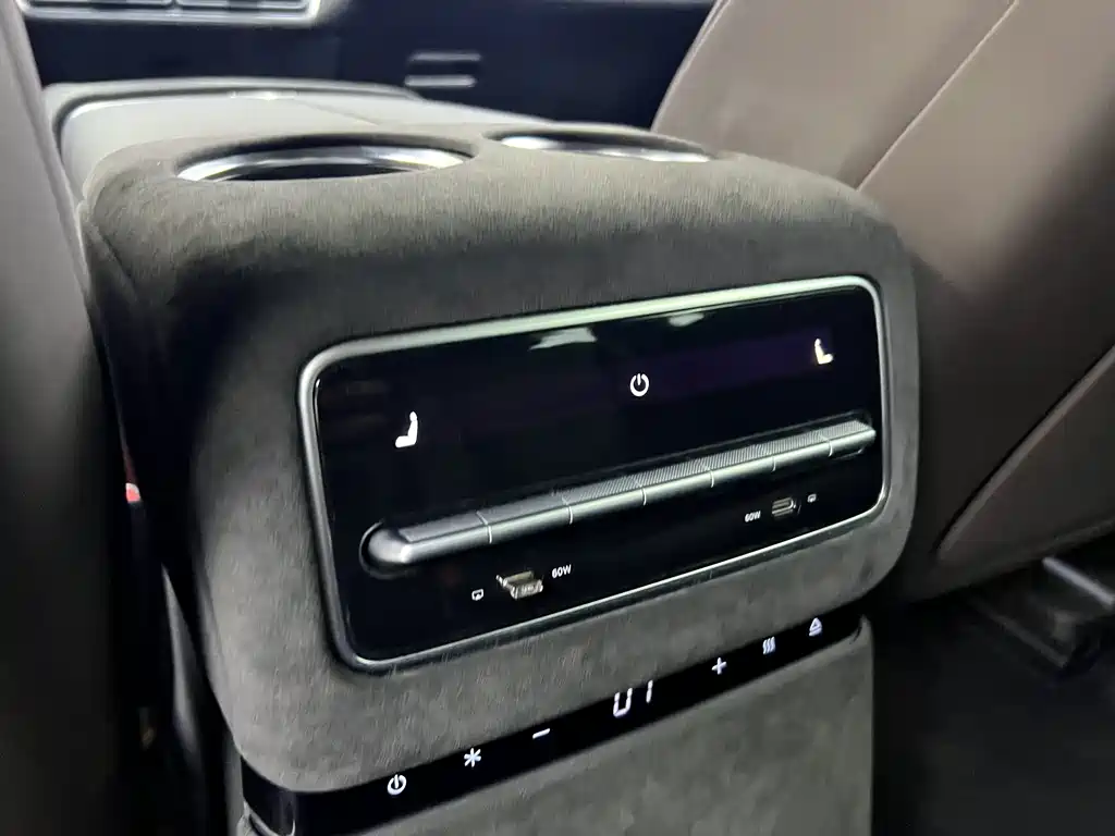 Li Auto Li L9 — миниатюра 18