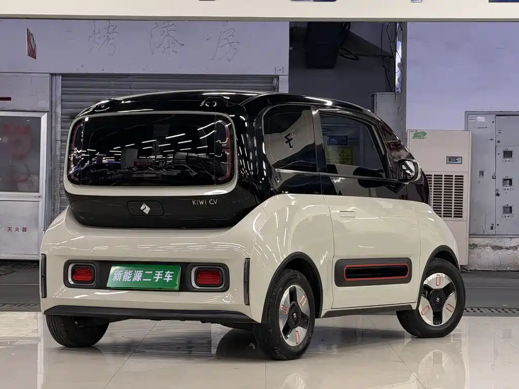 Baojun KiWi EV — миниатюра 4