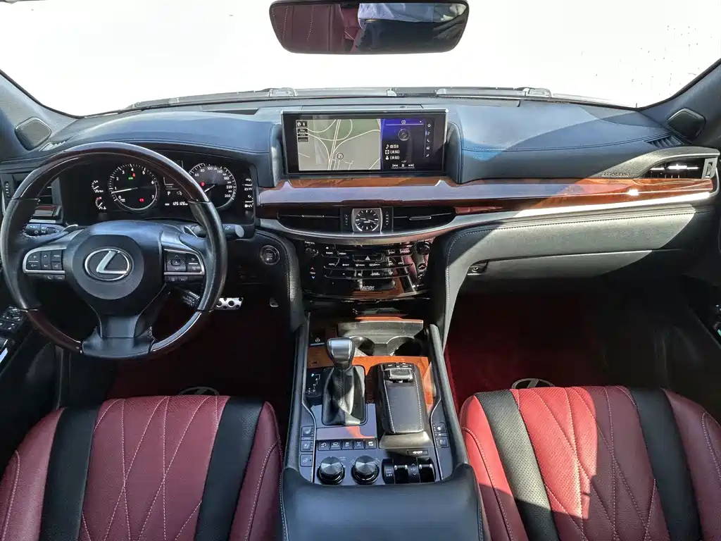 Lexus LX — миниатюра 17