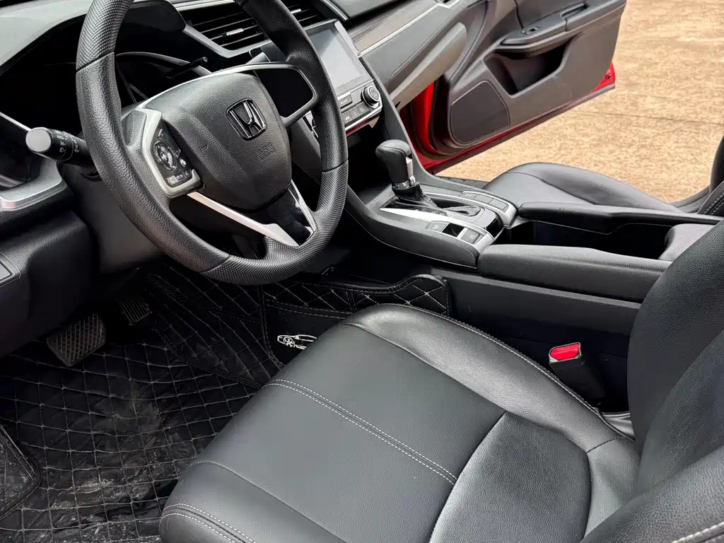 Honda Civic - фото 7