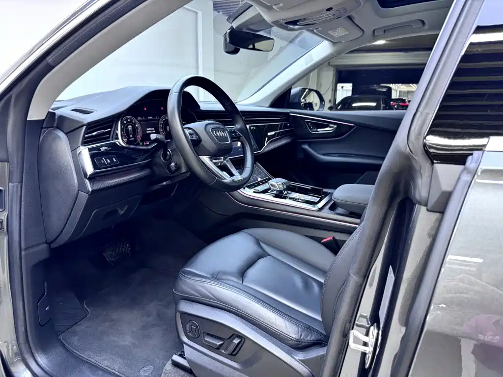 Audi Q8 — миниатюра 9