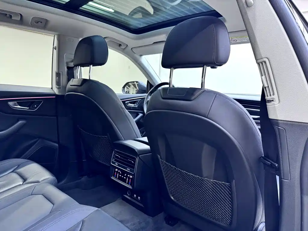 Audi Q8 — миниатюра 12