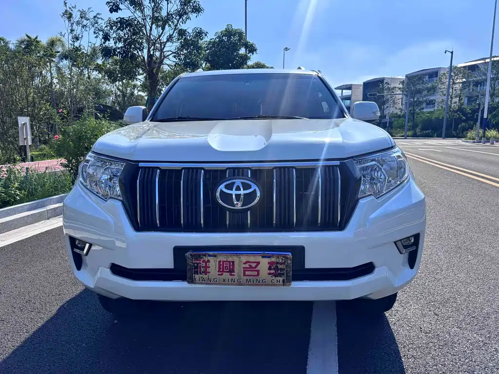 Toyota Land Cruiser Prado 2018 2.7L