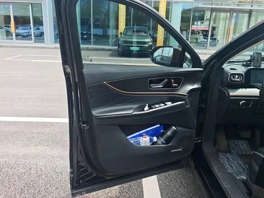 Chery Tiggo 9 9 2023 2.0T DCT Lead 5 мест
