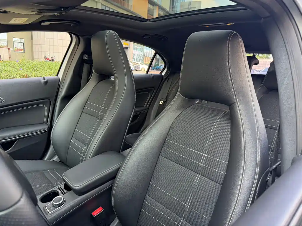 Mercedes-Benz A-Class (Import) — миниатюра 11
