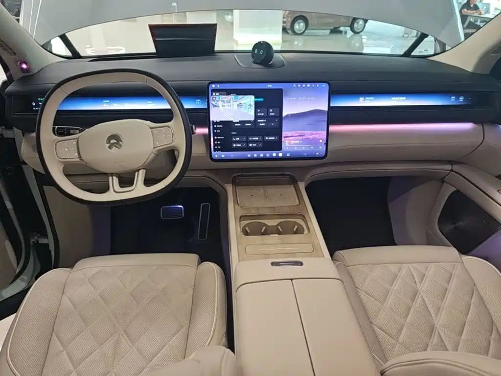 NIO ES8 — миниатюра 10