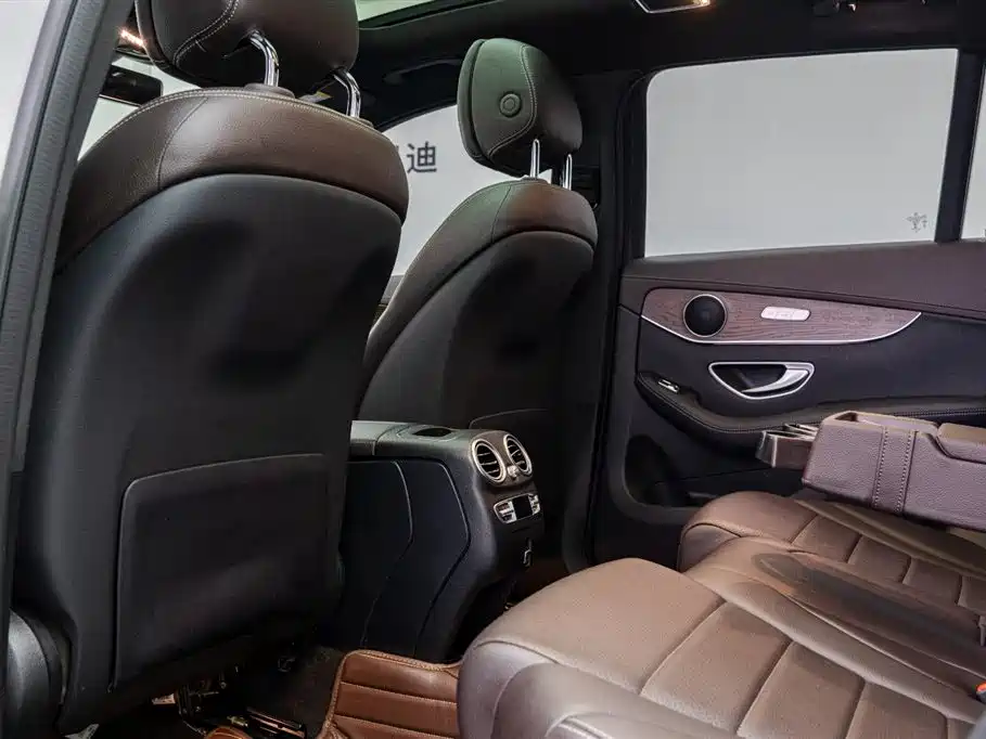 Mercedes-Benz GLC 2022 GLC 260 L 4MATIC Luxury