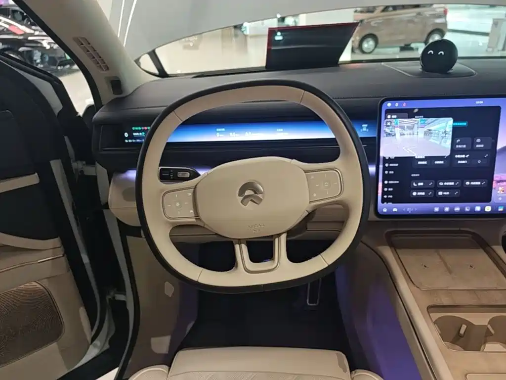 NIO ES8 — миниатюра 11
