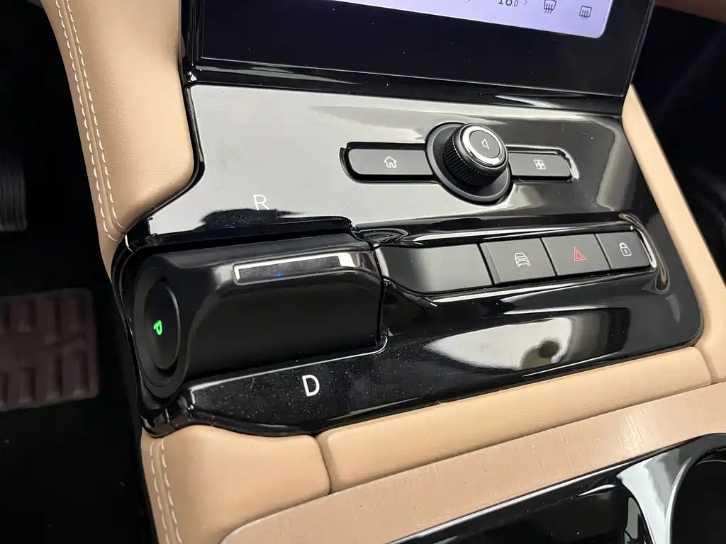 NIO ES8 — миниатюра 17