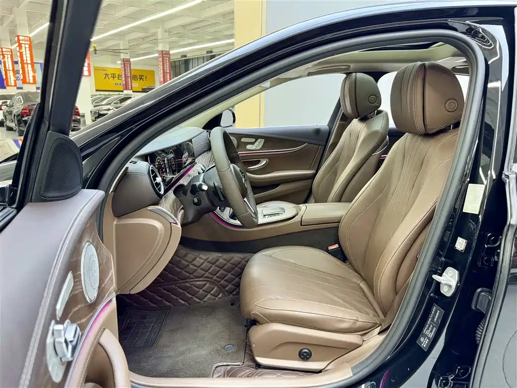 Mercedes-Benz E-Class E 2019 E 300 L Fashion