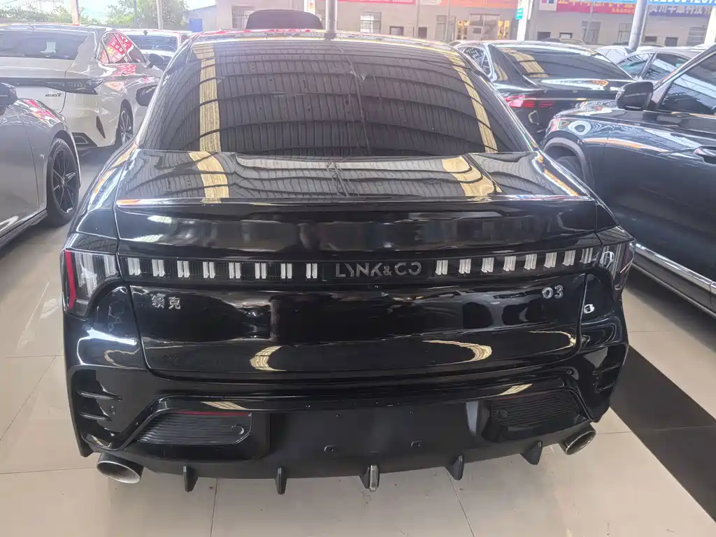 Lynk & Co 03 — миниатюра 10