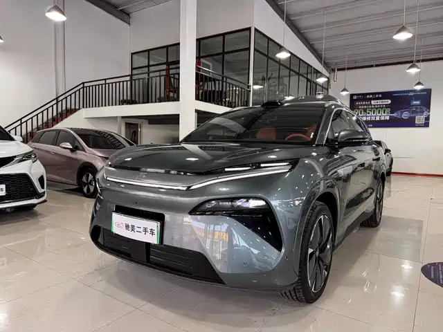 2025 BYD Tang