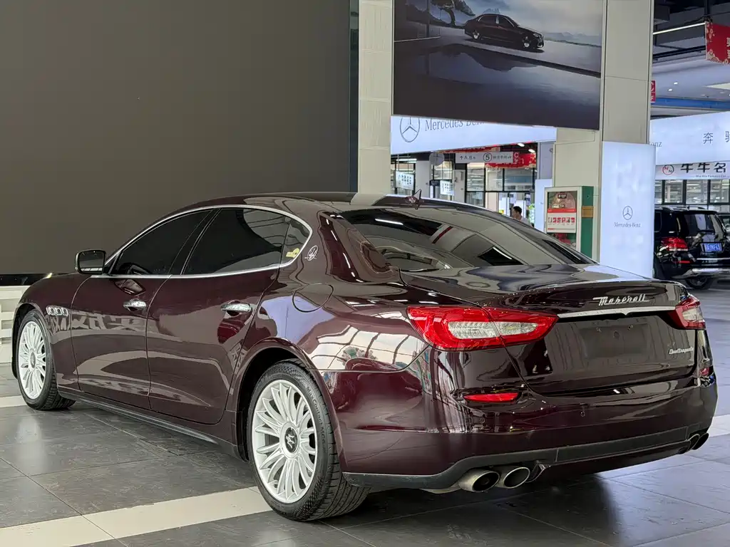 Maserati Quattroporte — миниатюра 7