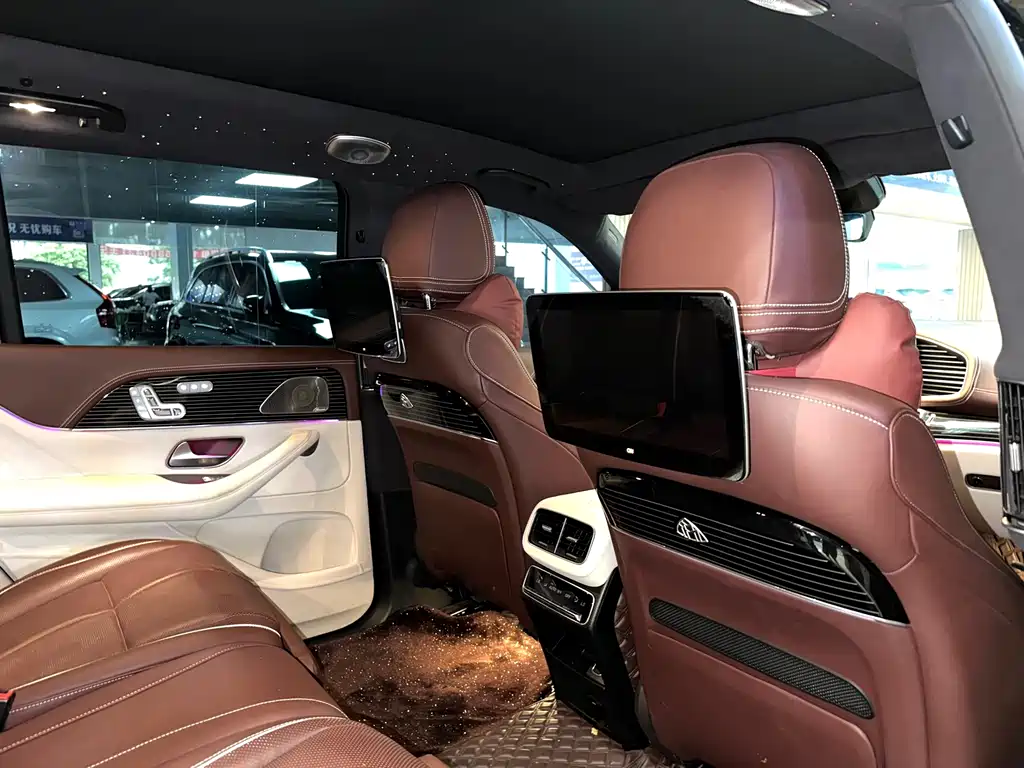 Mercedes-Benz GLS — миниатюра 11