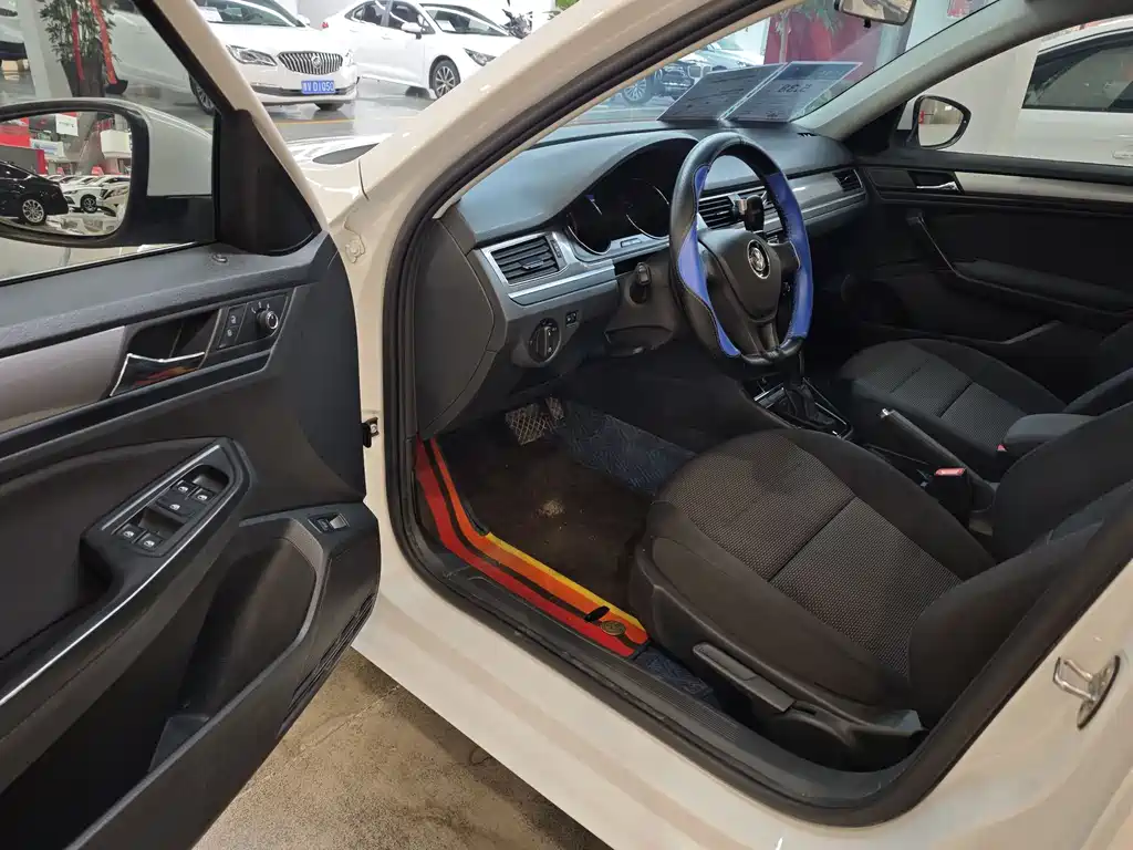 Volkswagen Bora 2019 1.5L AT Fashion V