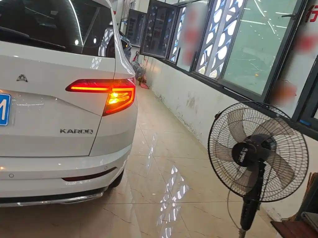 Skoda Karoq — миниатюра 8