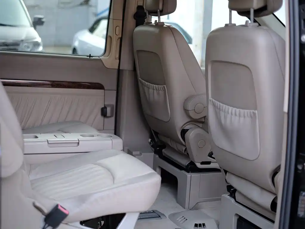 Mercedes-Benz Viano — миниатюра 47