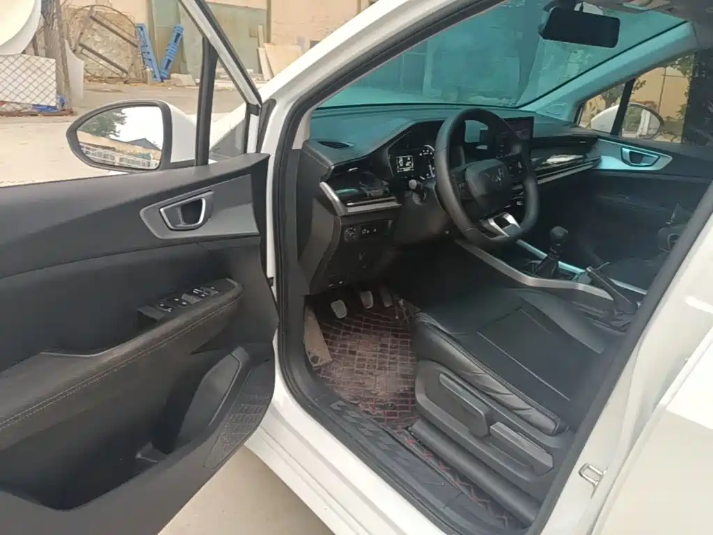 Wuling Jiachen — миниатюра 16