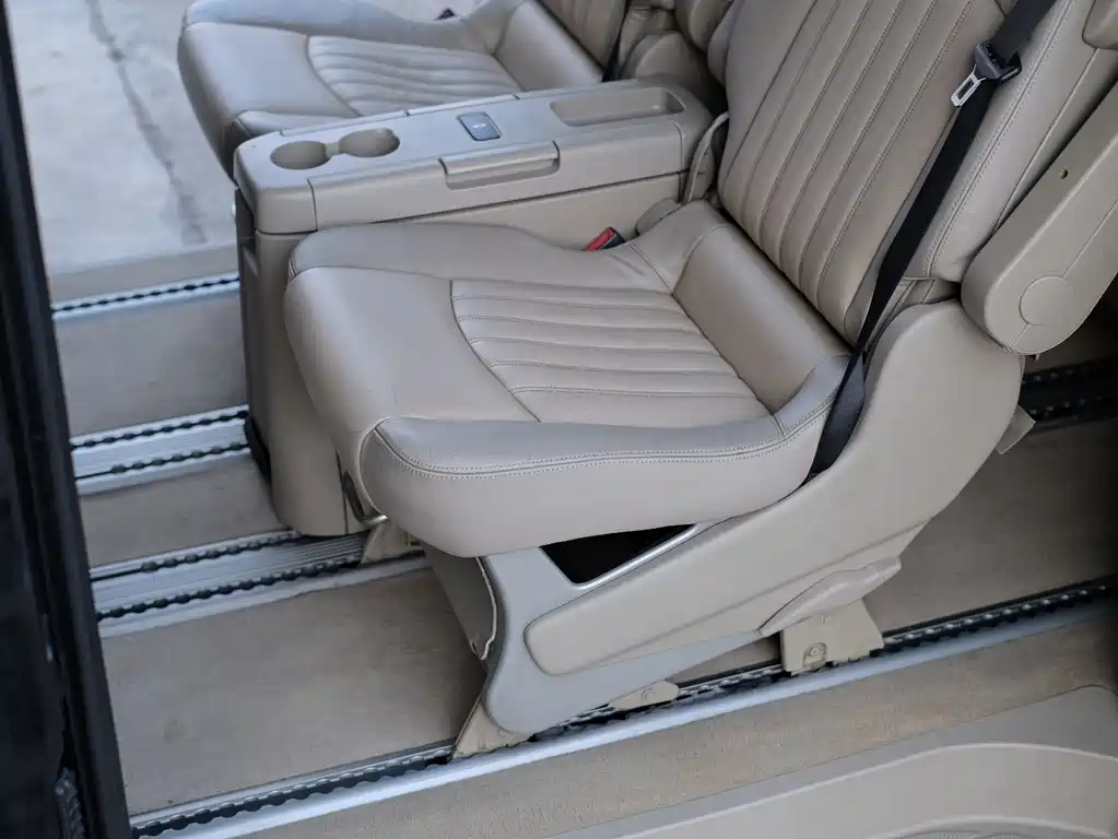 Mercedes-Benz Viano — миниатюра 33