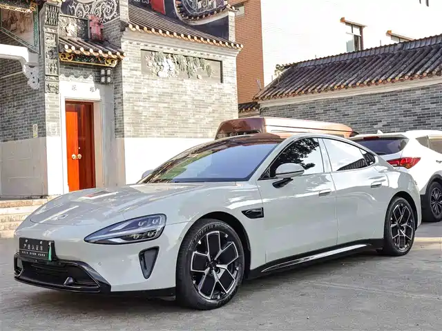 XIAOMI CAR XIAOMI SU7 2024