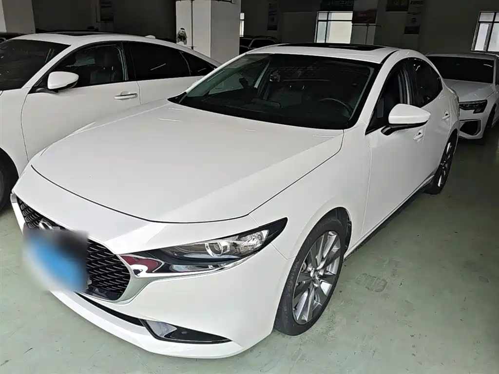 Mazda 3 Axela 2021