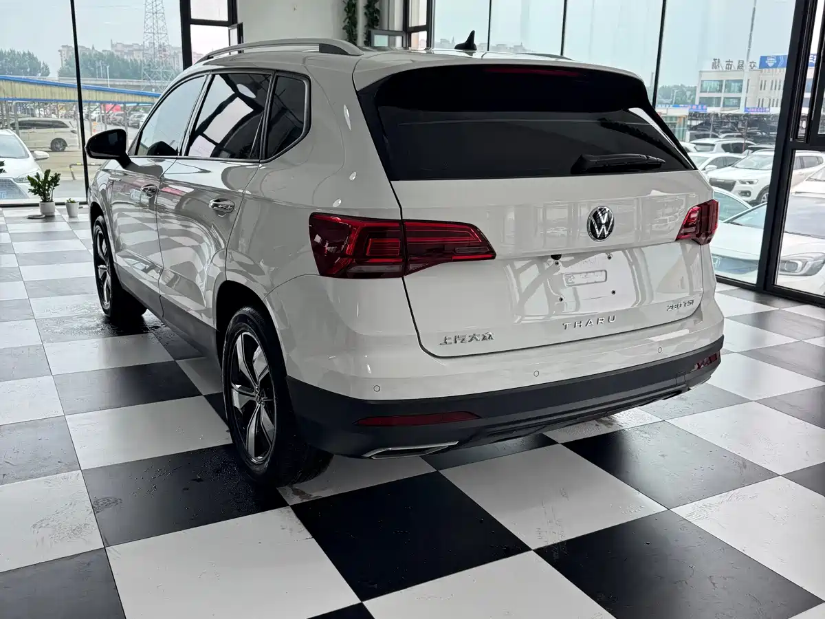 Volkswagen Tharu