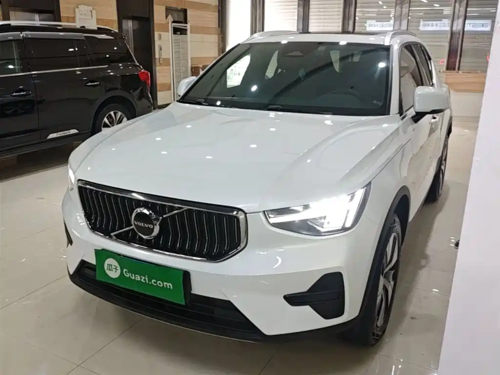 Volvo XC40 2023
