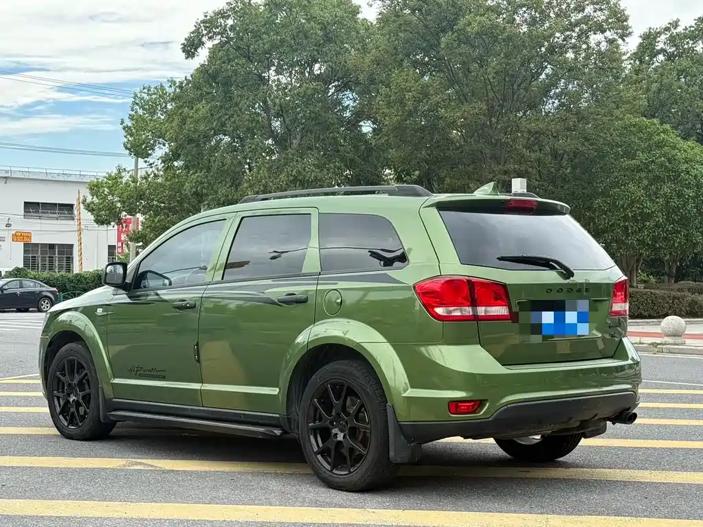 Dodge Journey — миниатюра 17