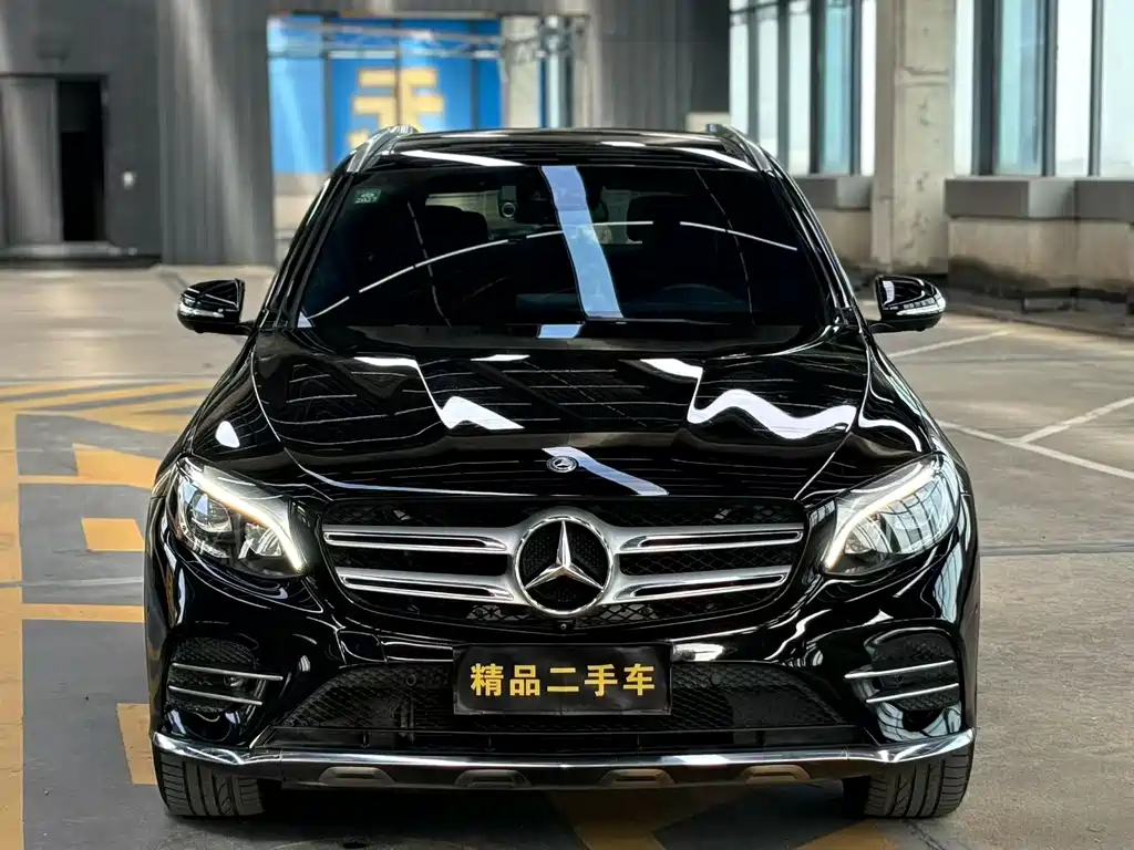 MERCEDES-BENZ GLC