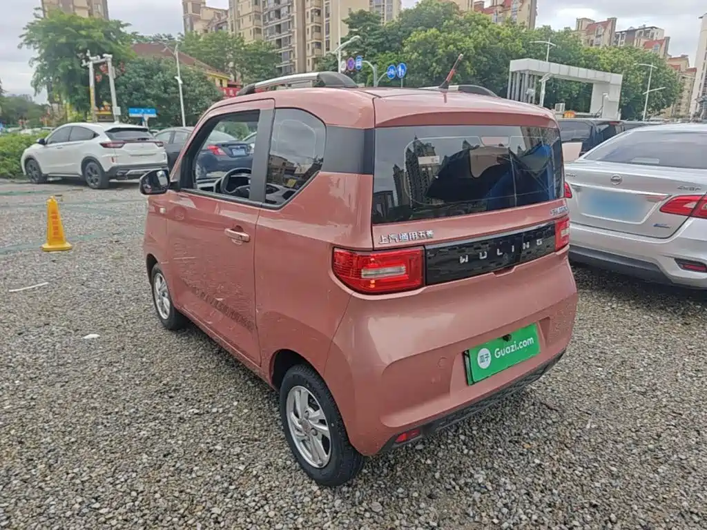 Wuling MINIEV — миниатюра 5