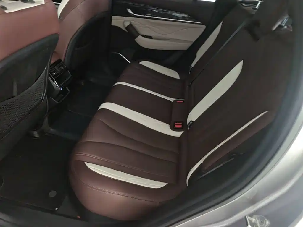 Geely Xingyue L — миниатюра 17