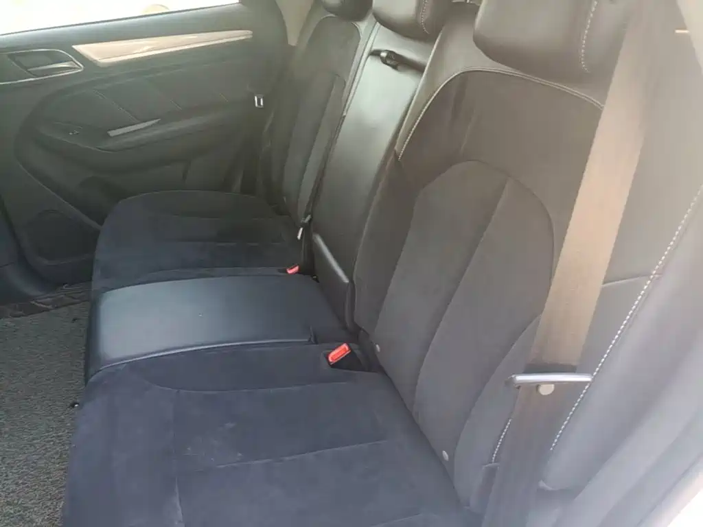 Roewe RX5 New Energy — миниатюра 17