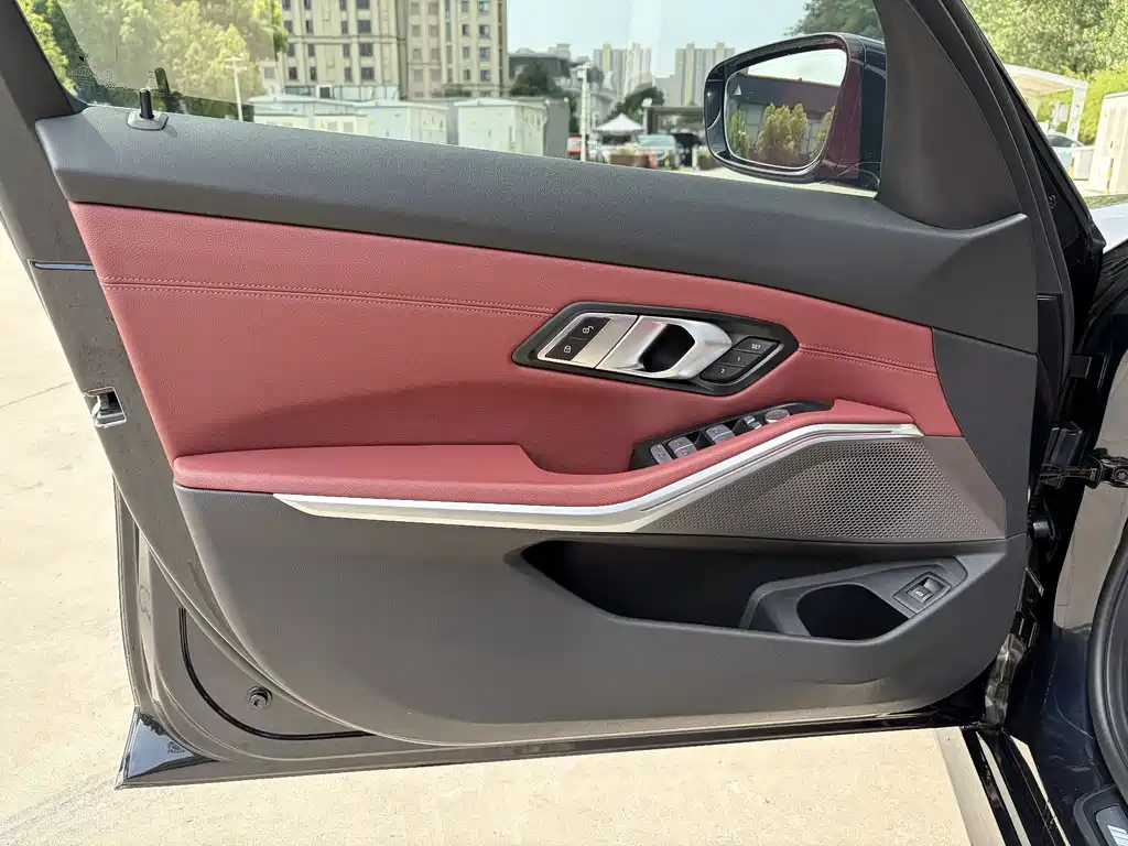 BMW 3 Series — миниатюра 15