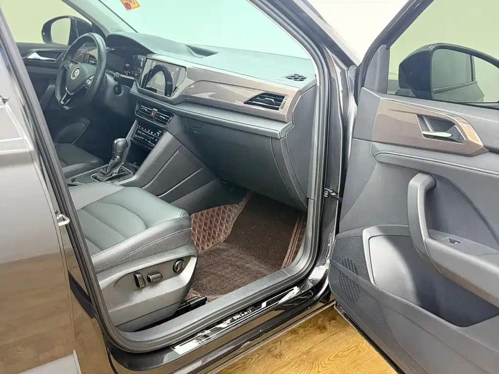 Volkswagen Tharu — миниатюра 12