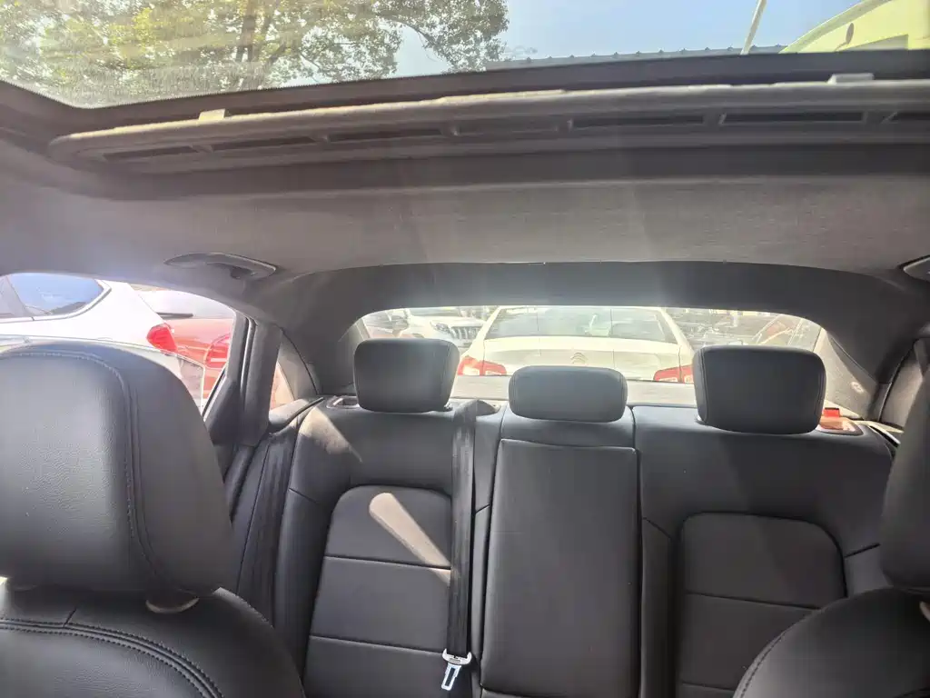 Audi A4L 2015 35 TFSI AT Comfort