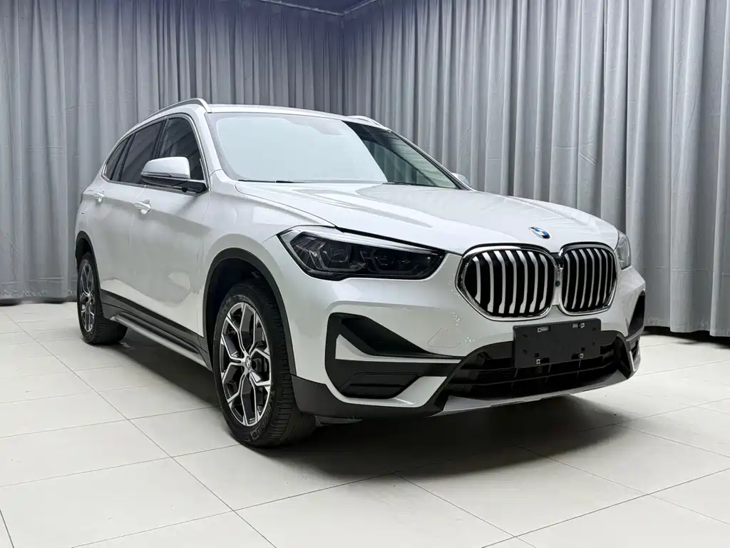 BMW X1 2022 — фото 4