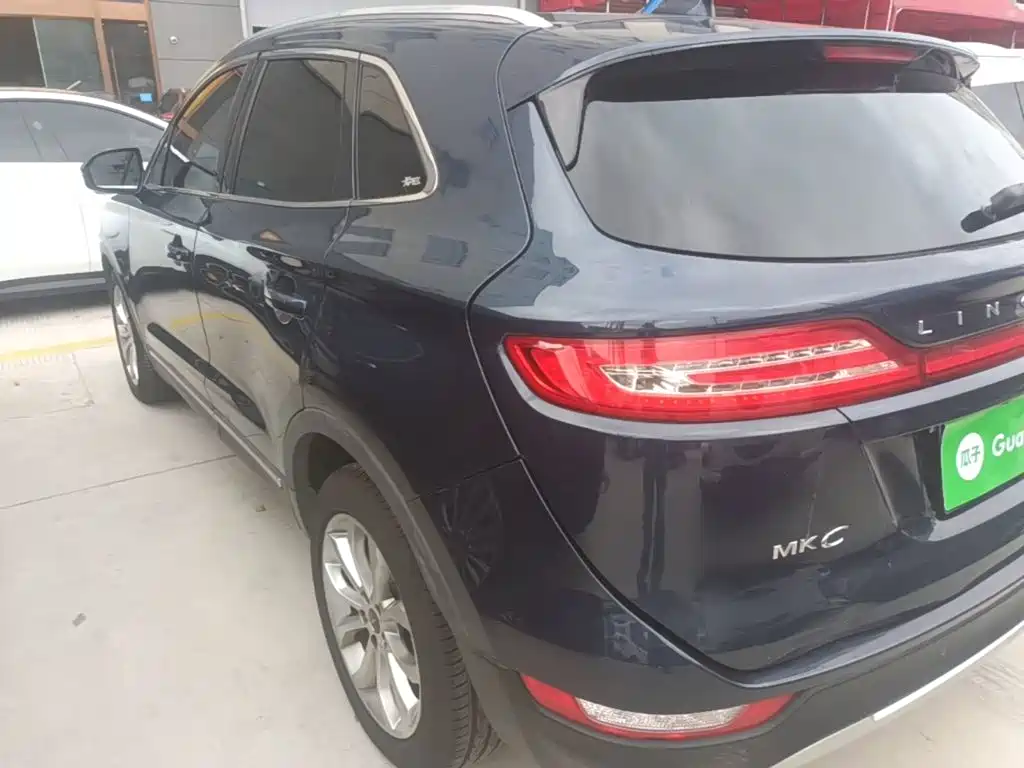 Lincoln MKC — миниатюра 5