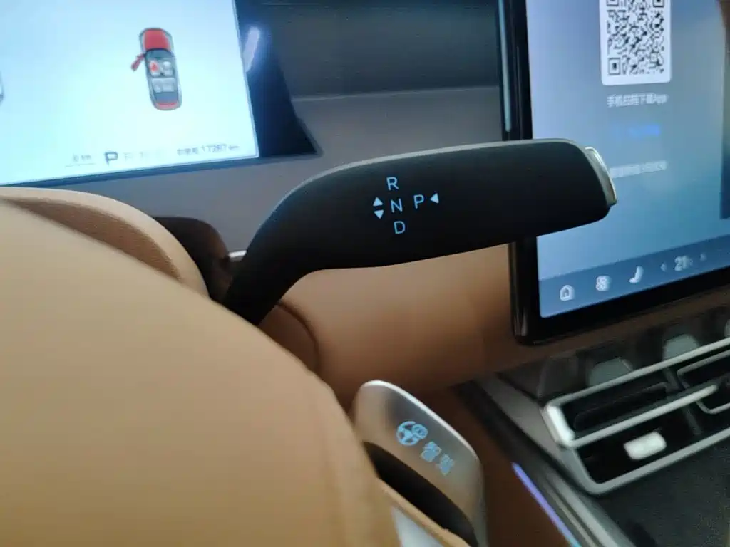 BYD Han L — миниатюра 10