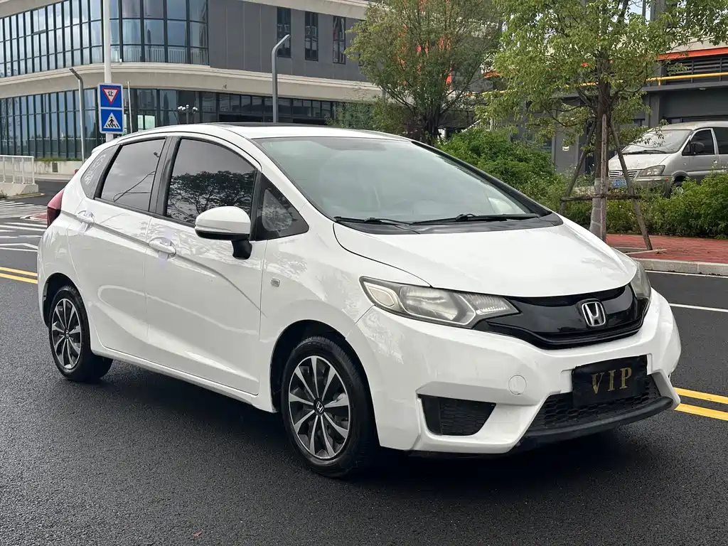 Honda Fit — миниатюра 3