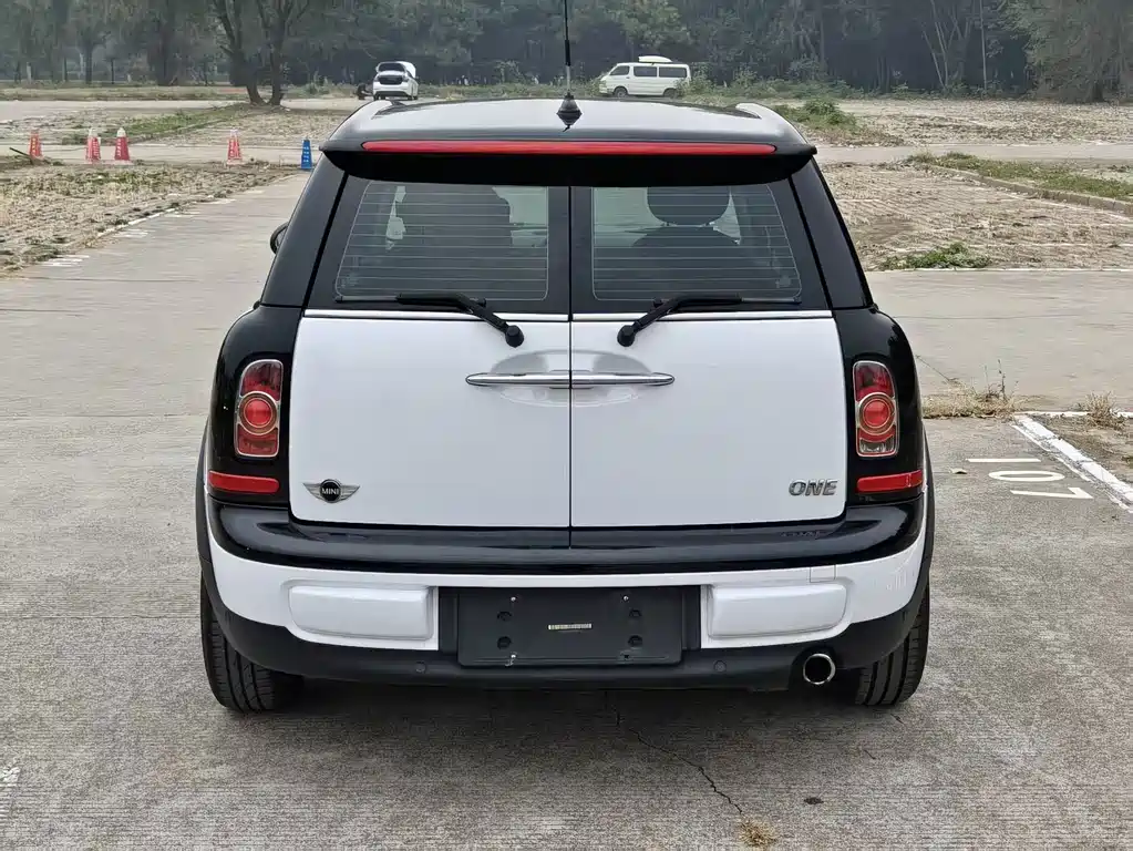 MINI Mini Clubman — миниатюра 5