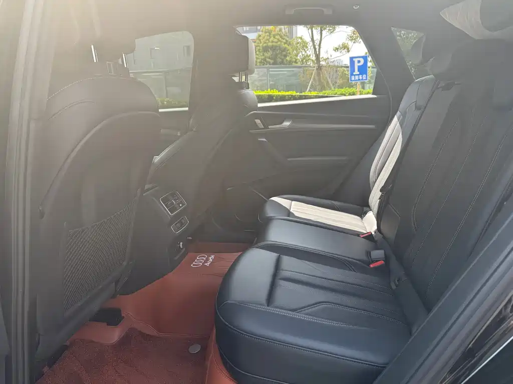 Audi Q5L 2024 40 TFSI Luxury