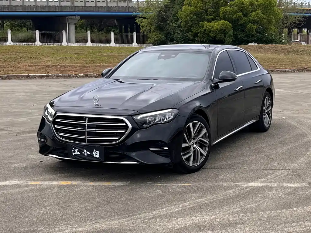 Mercedes-Benz E-Class 2024
