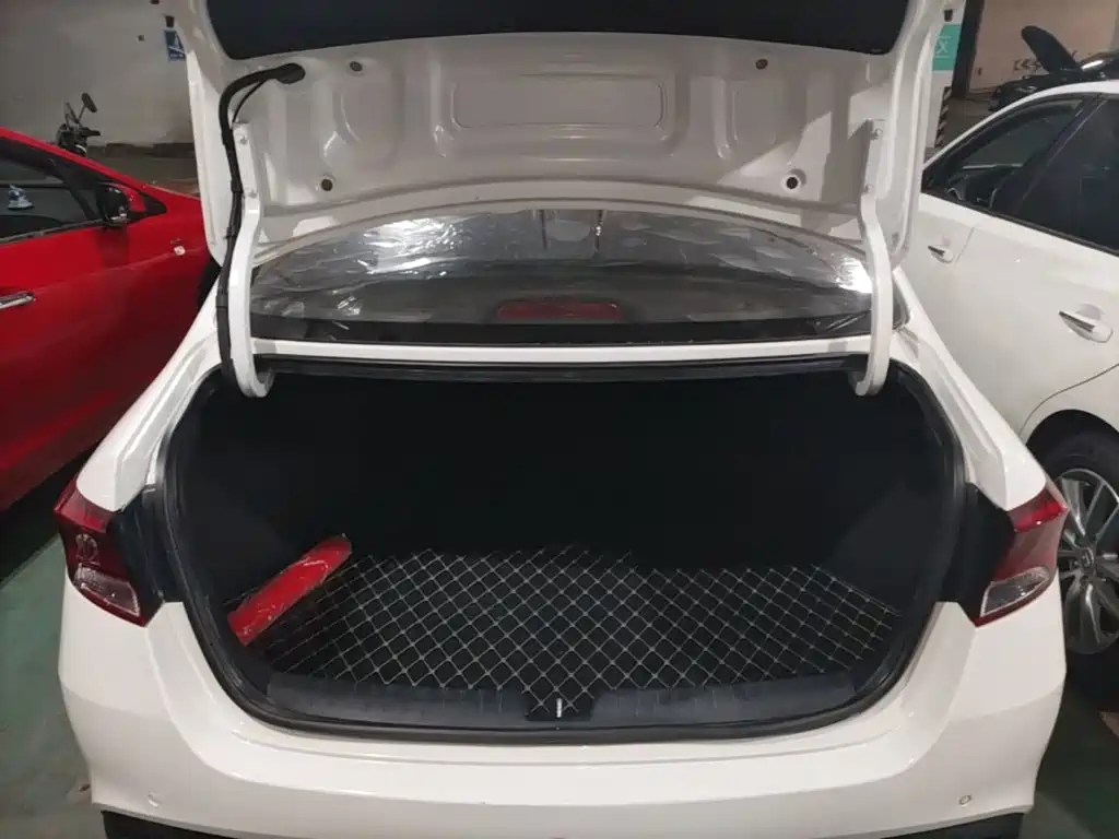 Kia Forte — миниатюра 19